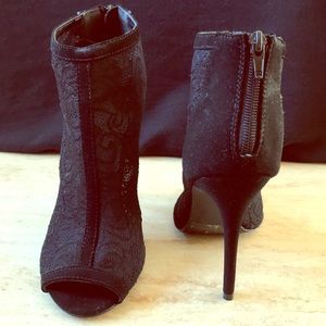 Black lace heels
